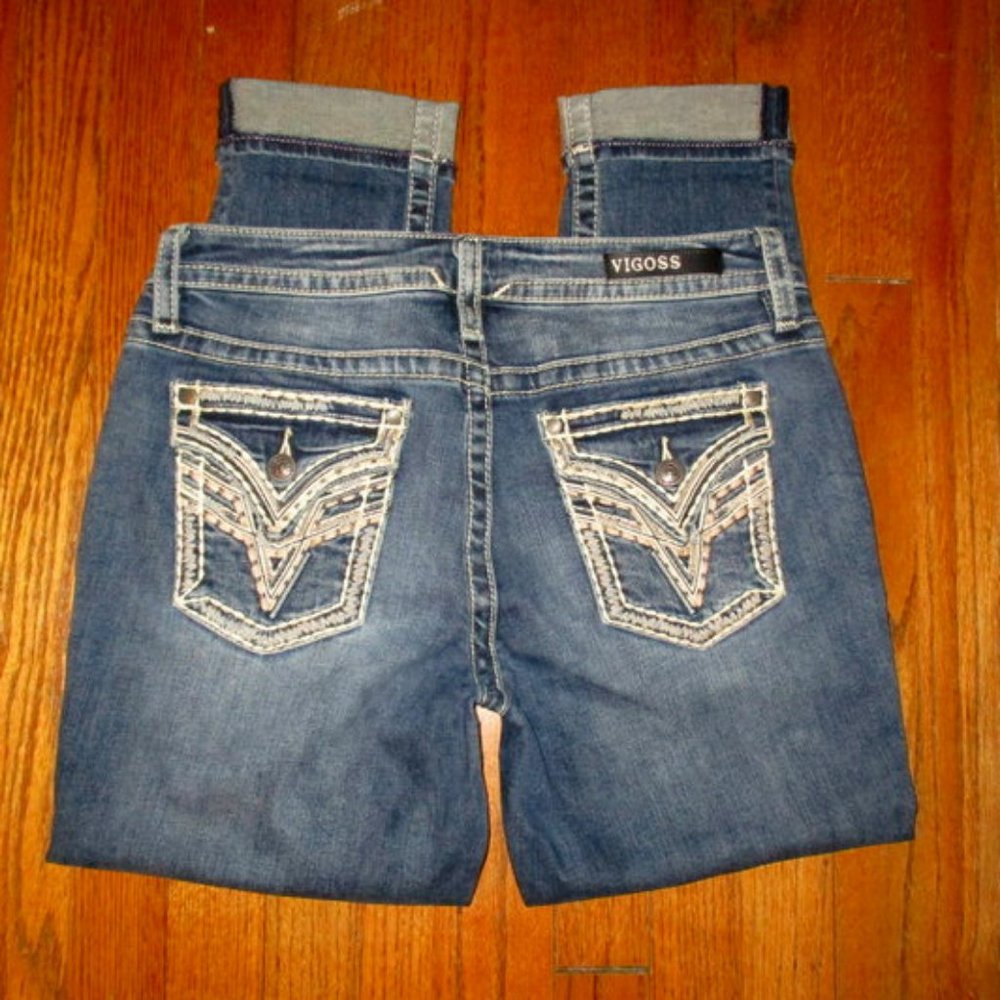 Vigoss Capri Flap Pkt Mid-Rise Jeans